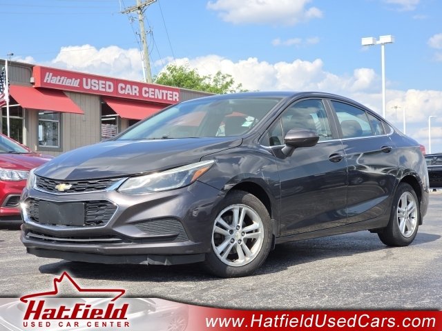 Used 2016 Chevrolet Cruze LT w/ Convenience Package FWD image 1
