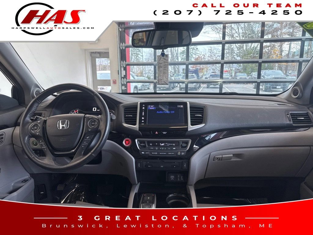 Used 2017 Honda Pilot Touring image 16