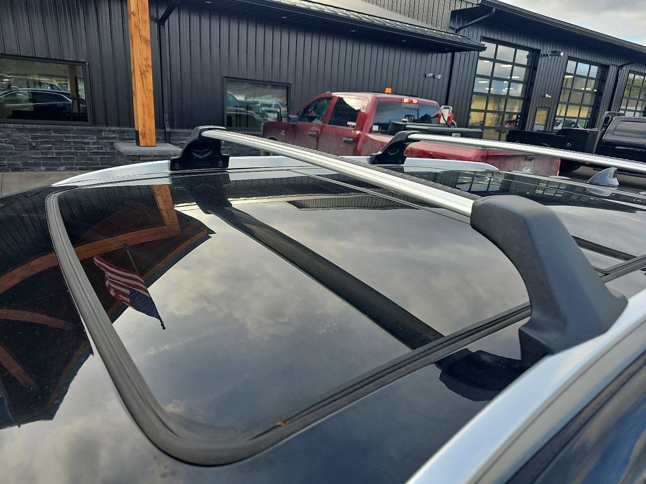 Used 2017 Cadillac XT5 Platinum AWD/4WD image 14