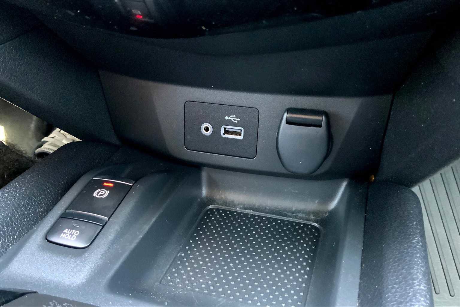 Used 2022 Nissan Rogue Sport SL image 57