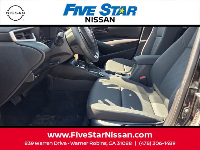 Used 2025 Toyota Corolla LE image 5