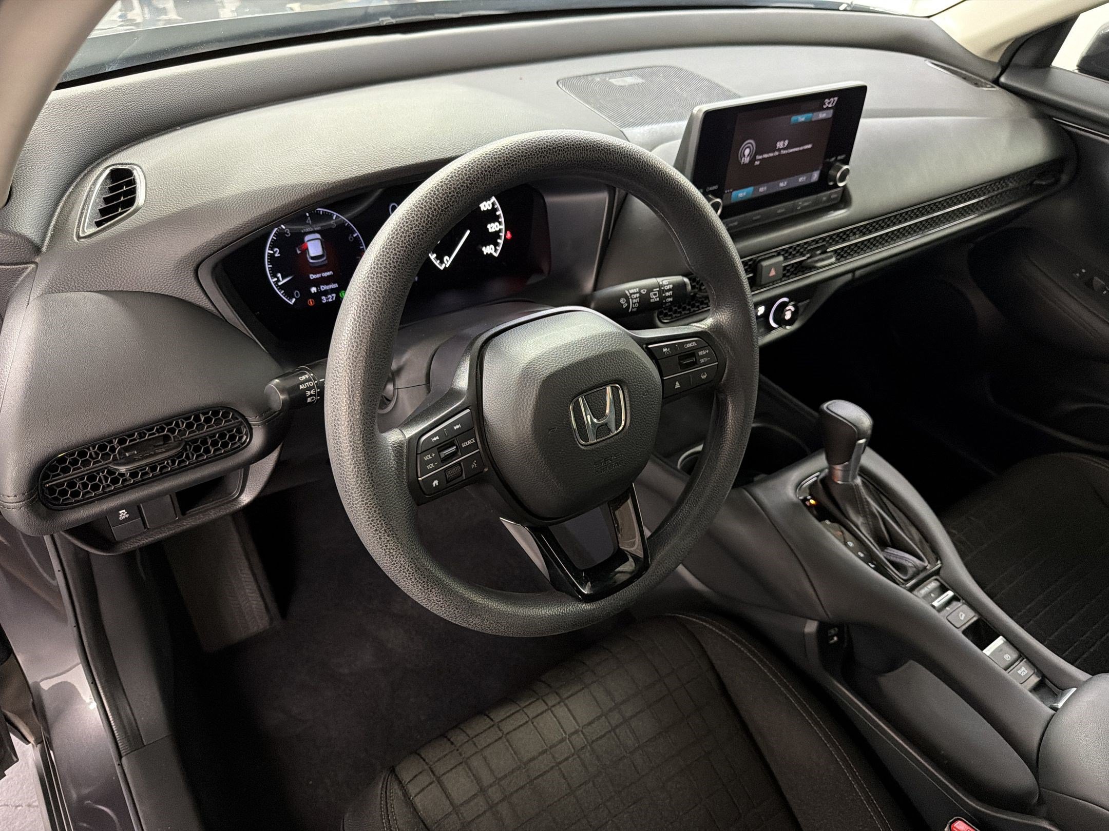 Certified 2024 Honda HR-V LX image 4