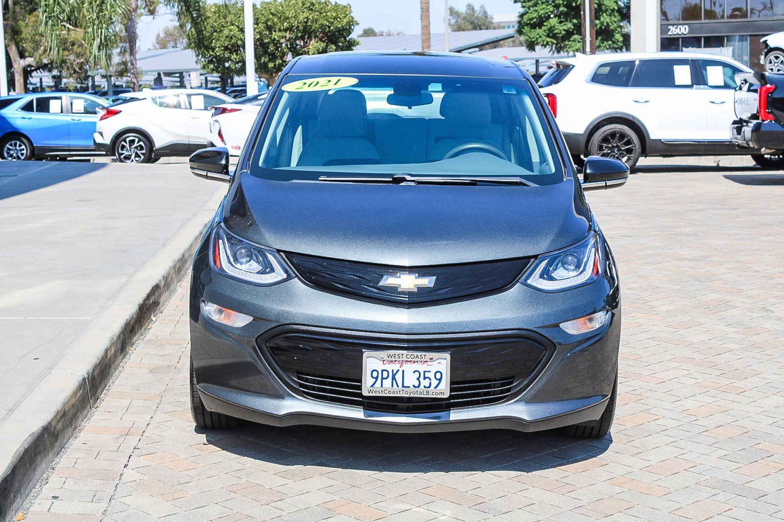 Used 2021 Chevrolet Bolt LT FWD image 2