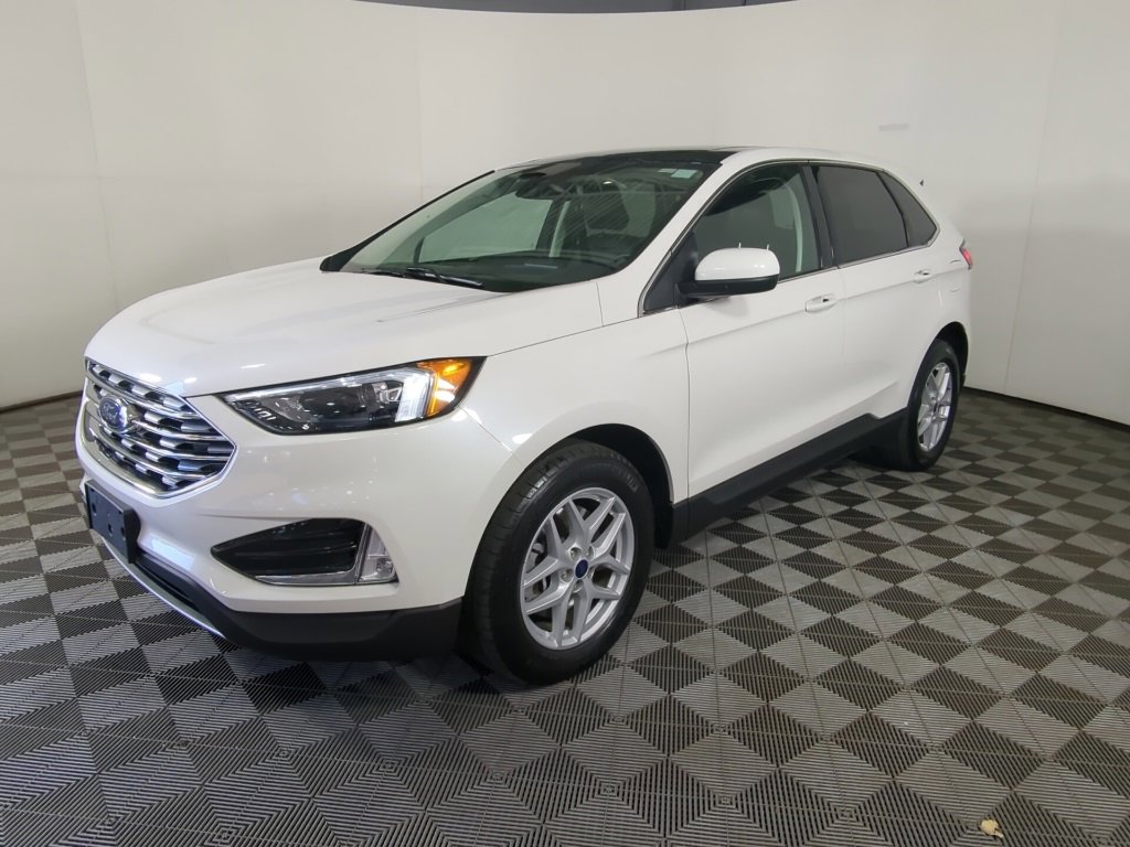 Used 2022 Ford Edge SEL w/ Convenience Package image 9