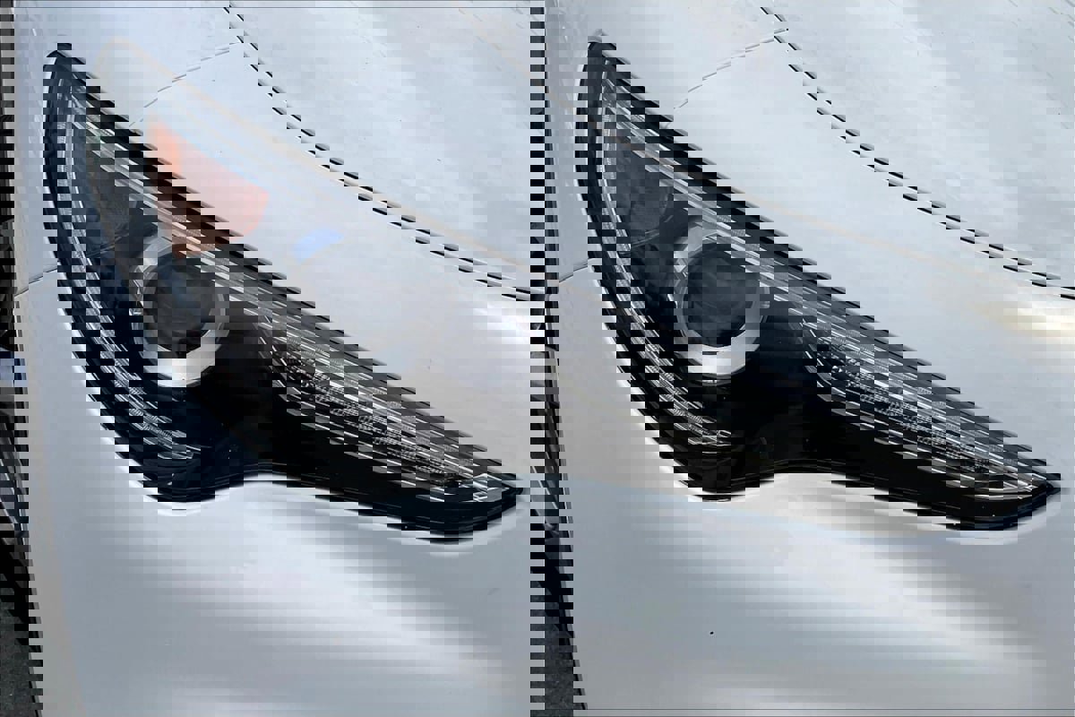 Used 2018 Alfa Romeo Stelvio AWD image 28