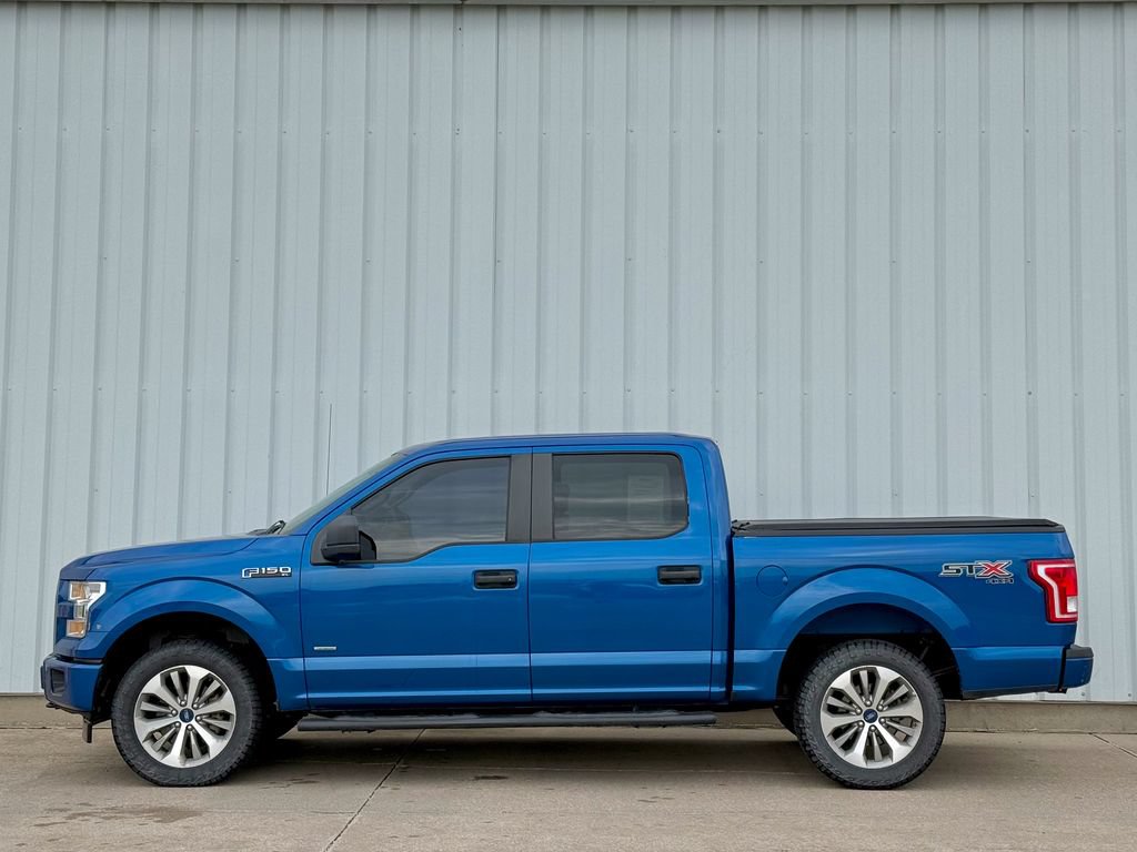 Used 2017 Ford F150 XL w/ Equipment Group 101A Mid AWD/4WD image 3