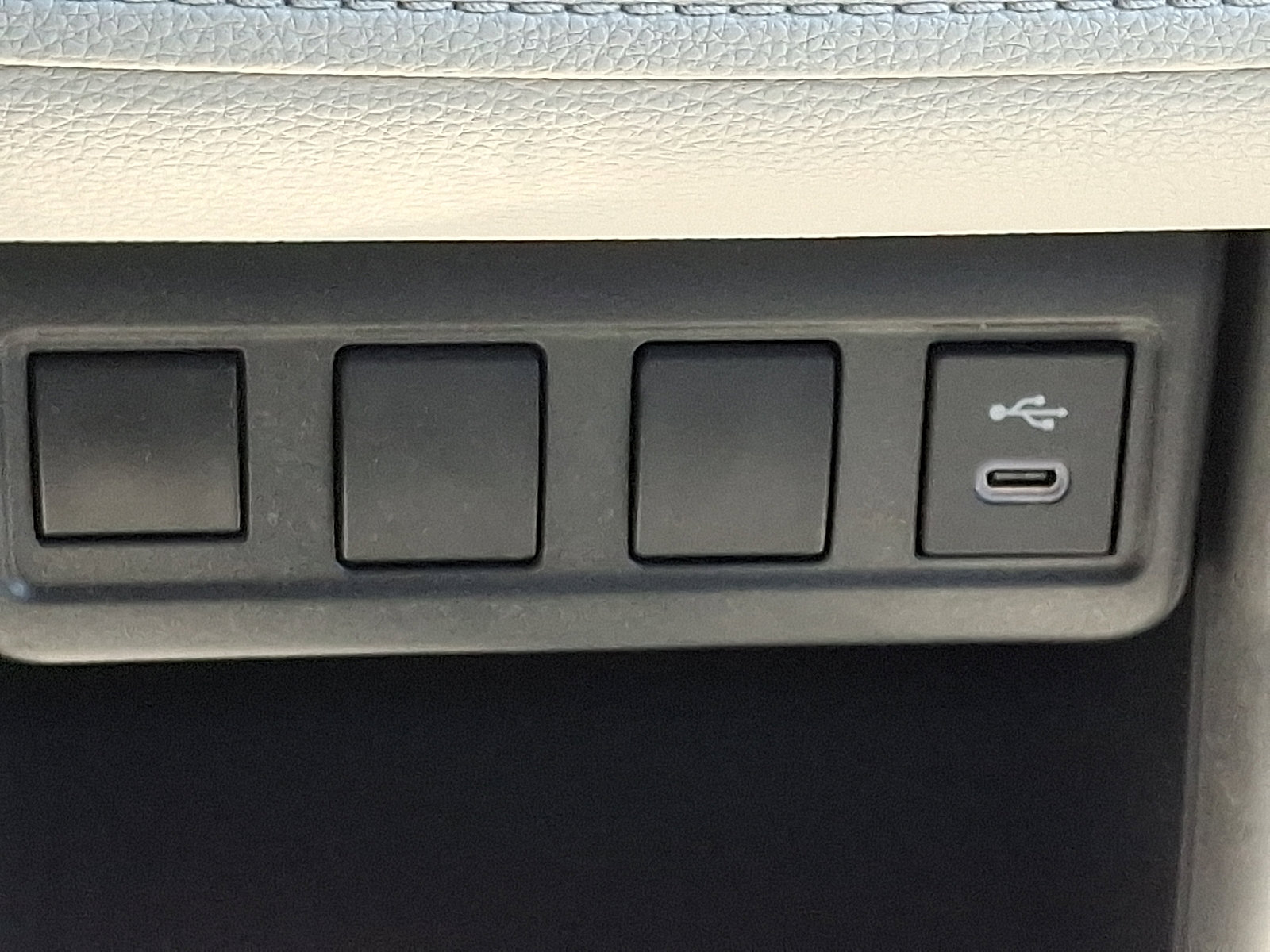 Certified 2023 Toyota Corolla Cross L image 26