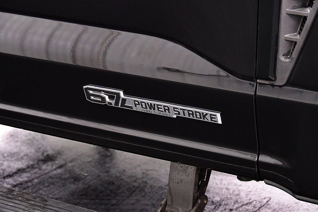 Used 2025 Ford F350 Platinum image 11
