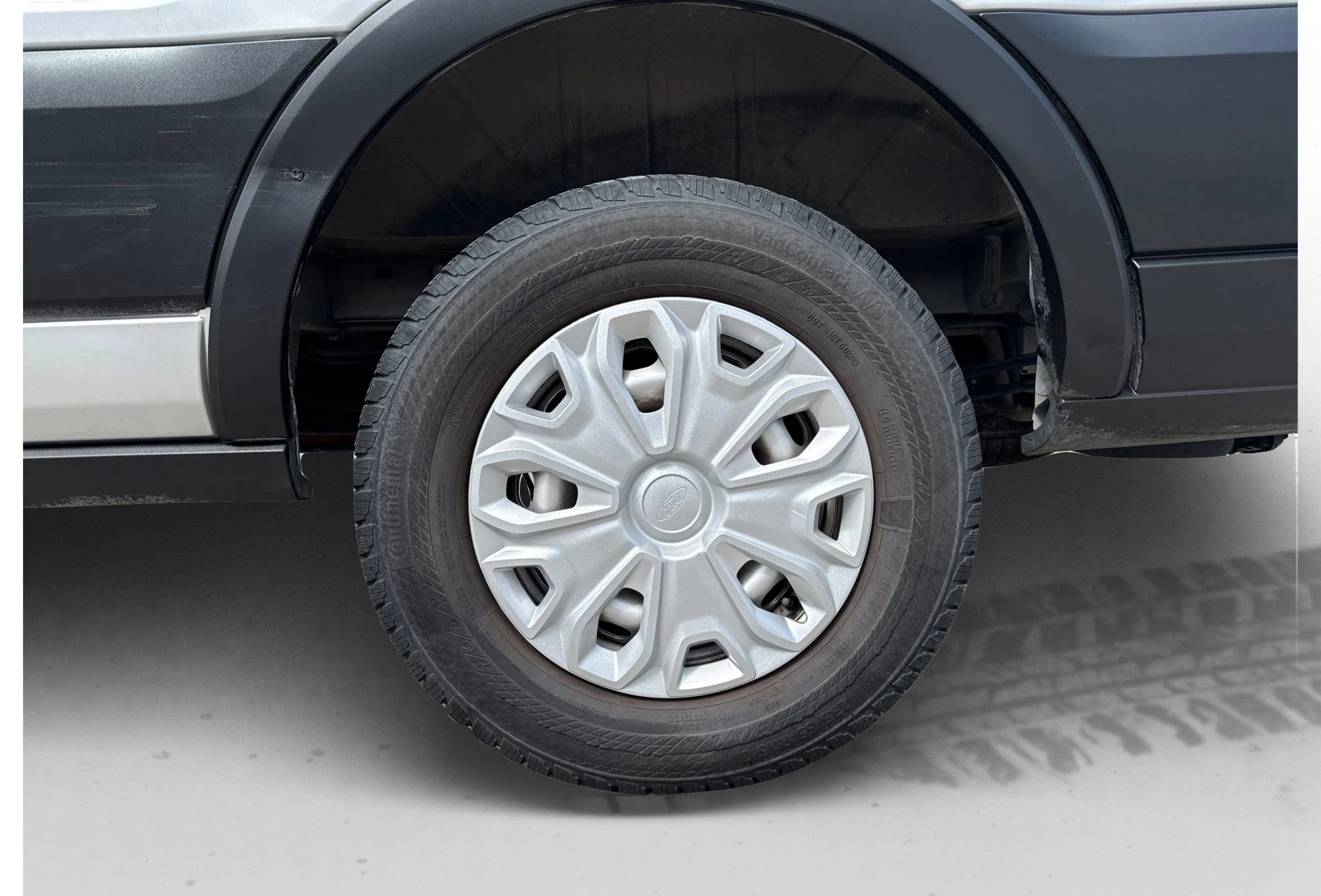 Used 2019 Ford Transit 350 XL RWD image 24