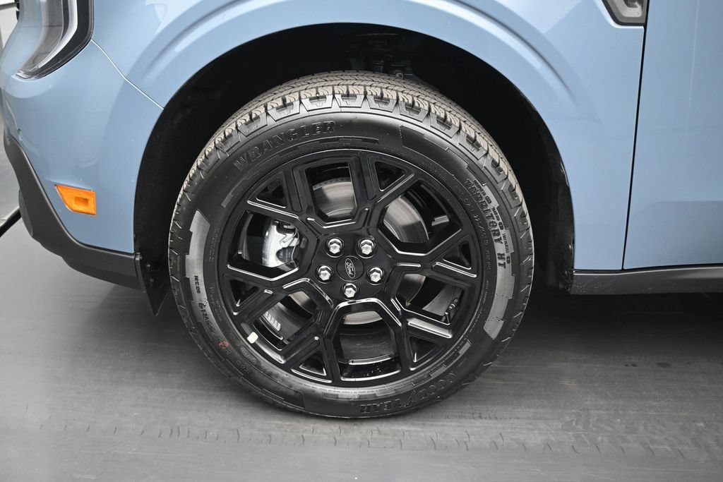 New 2026 Ford Maverick Lariat w/ Black Appearance Package AWD/4WD image 24