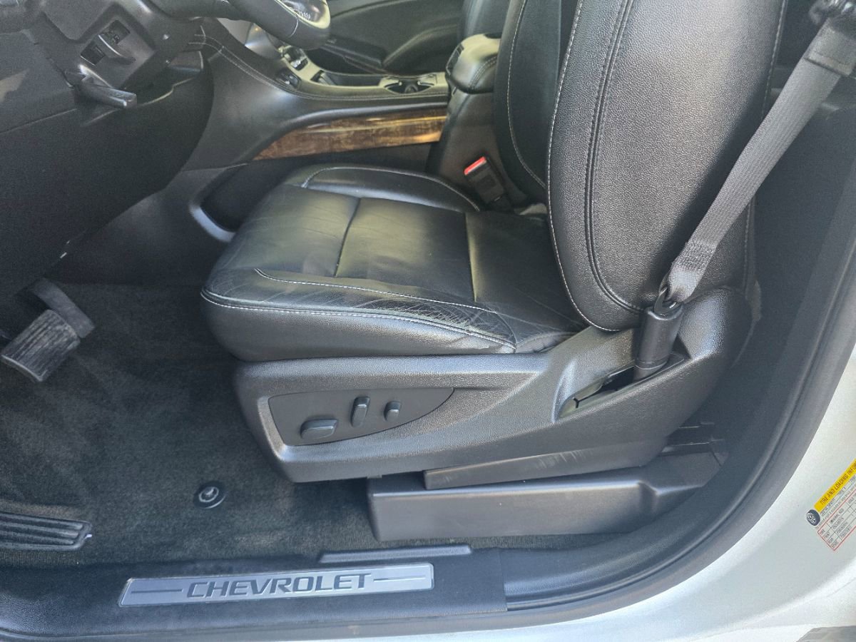 Used 2018 Chevrolet Tahoe LT image 10