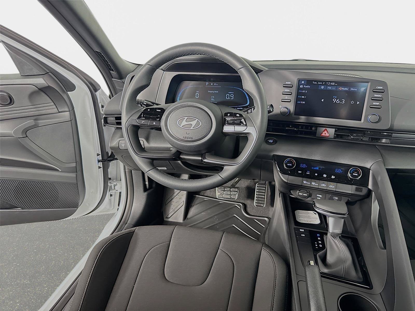 New 2026 Hyundai Elantra Sport FWD image 21