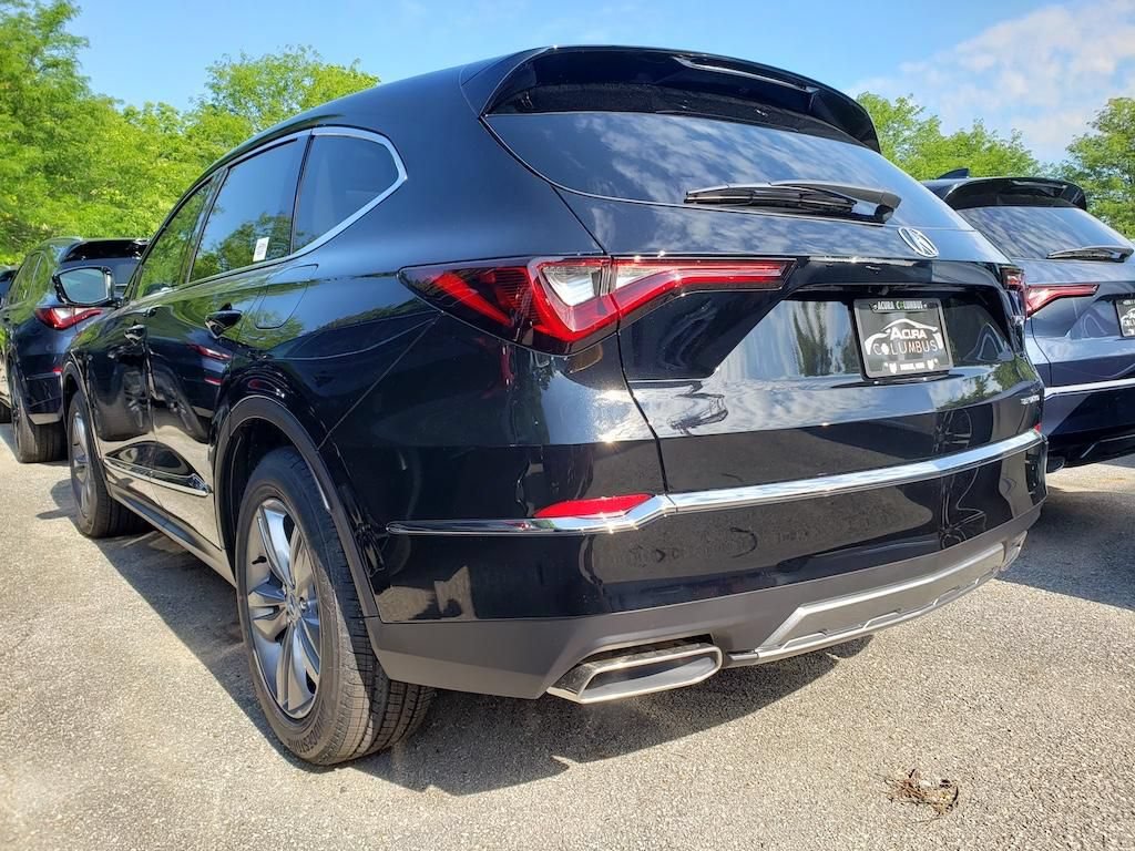 New 2026 Acura MDX SH-AWD image 3