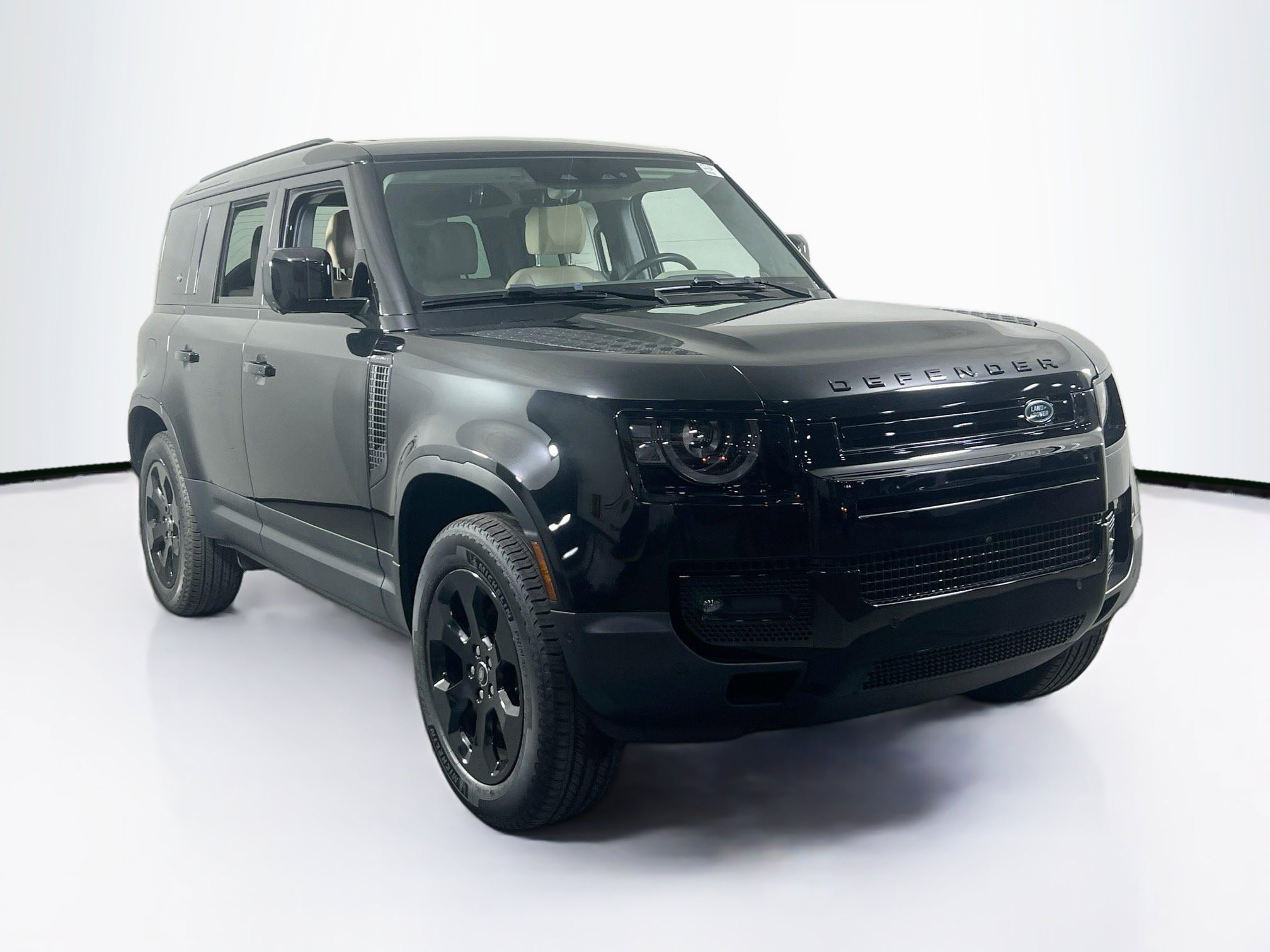 Used 2024 Land Rover Defender 110 S AWD/4WD image 3