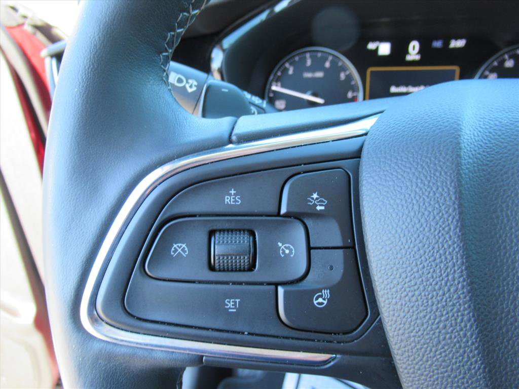 Used 2023 Buick Envision Avenir image 23