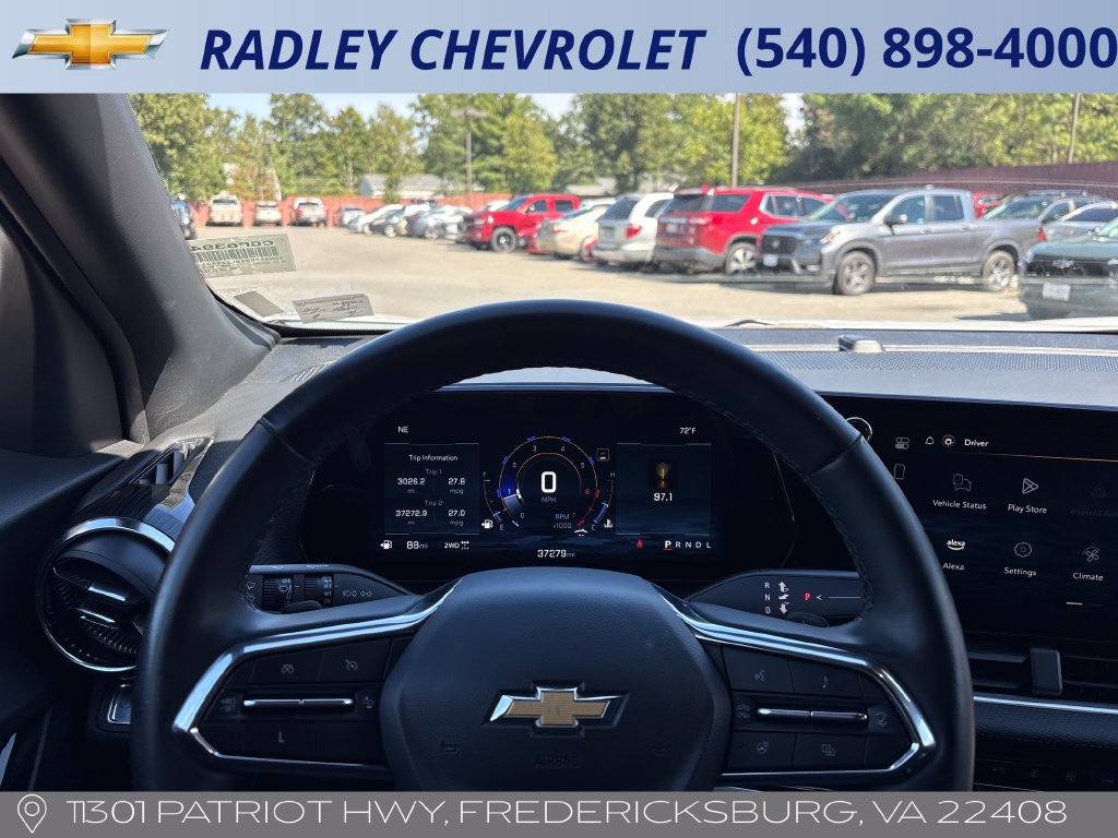 Used 2025 Chevrolet Equinox LT w/ Convenience Package II AWD/4WD image 6