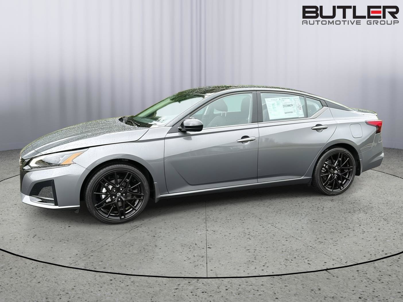 New 2026 Nissan Altima 2.5 SR w/ SR Midnight Edition Package FWD image 4