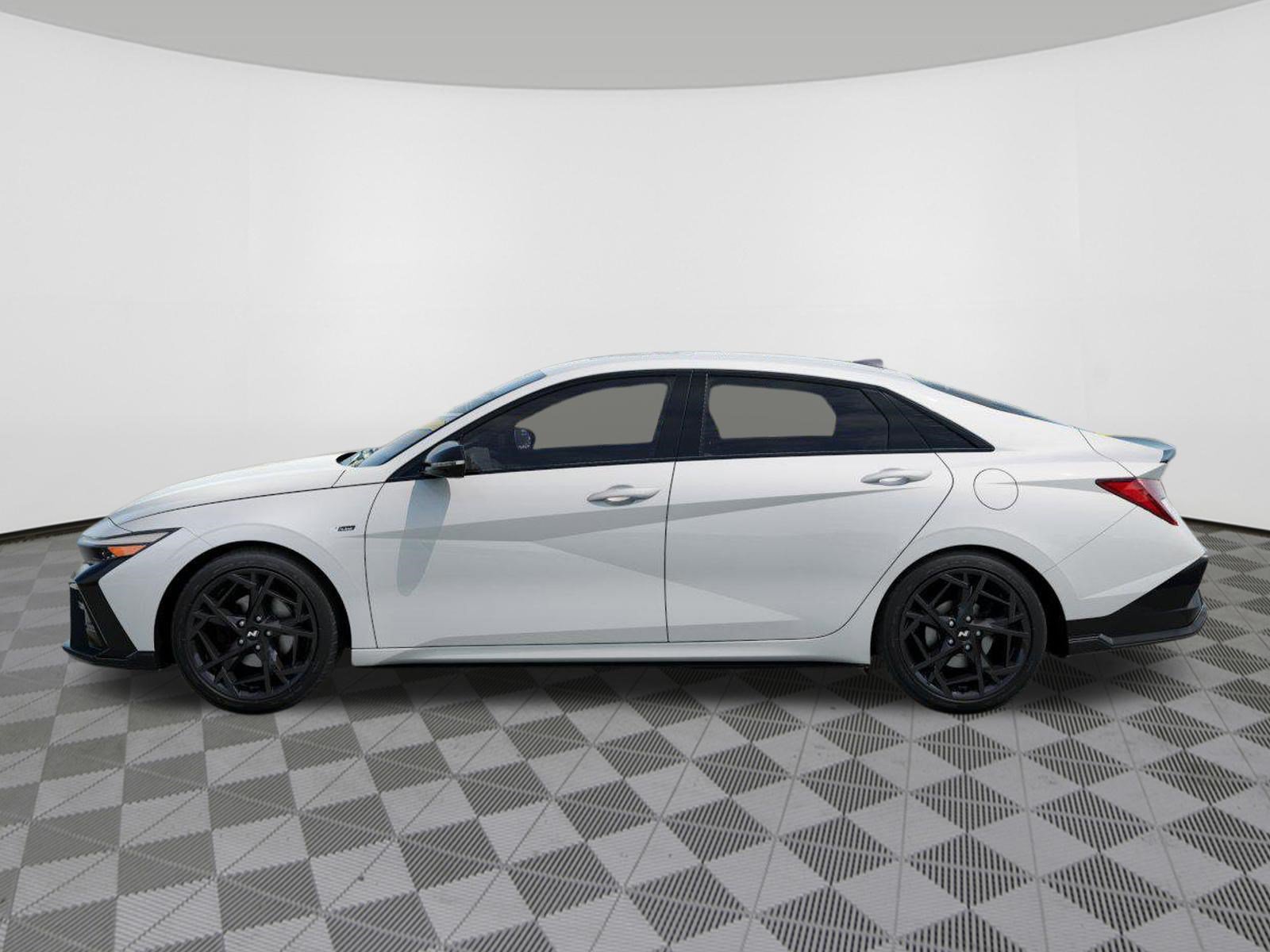 New 2026 Hyundai Elantra N Line FWD image 3
