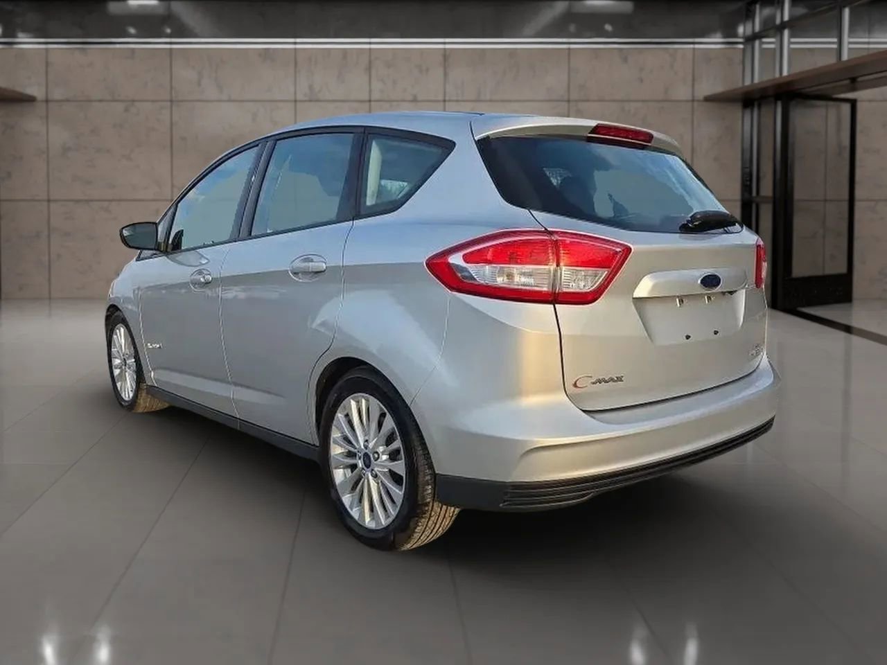 Used 2017 Ford C-MAX SE image 5