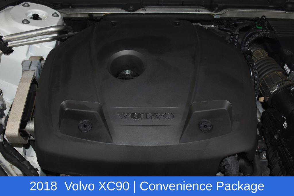 Used 2018 Volvo XC90 T6 Momentum w/ Convenience Package image 7