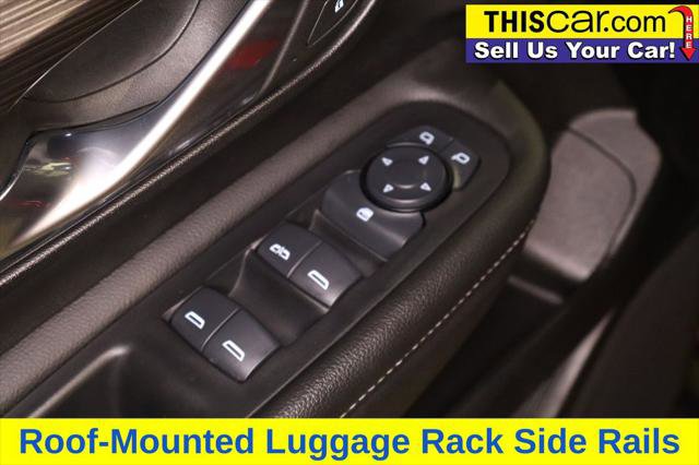 Used 2024 GMC Terrain SLE w/ Elevation Edition image 24