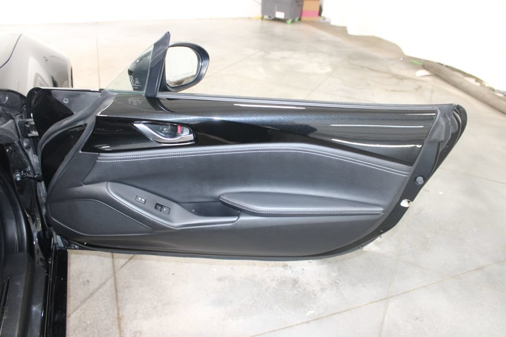 Used 2025 MAZDA MX-5 Miata RF Grand Touring RWD image 33