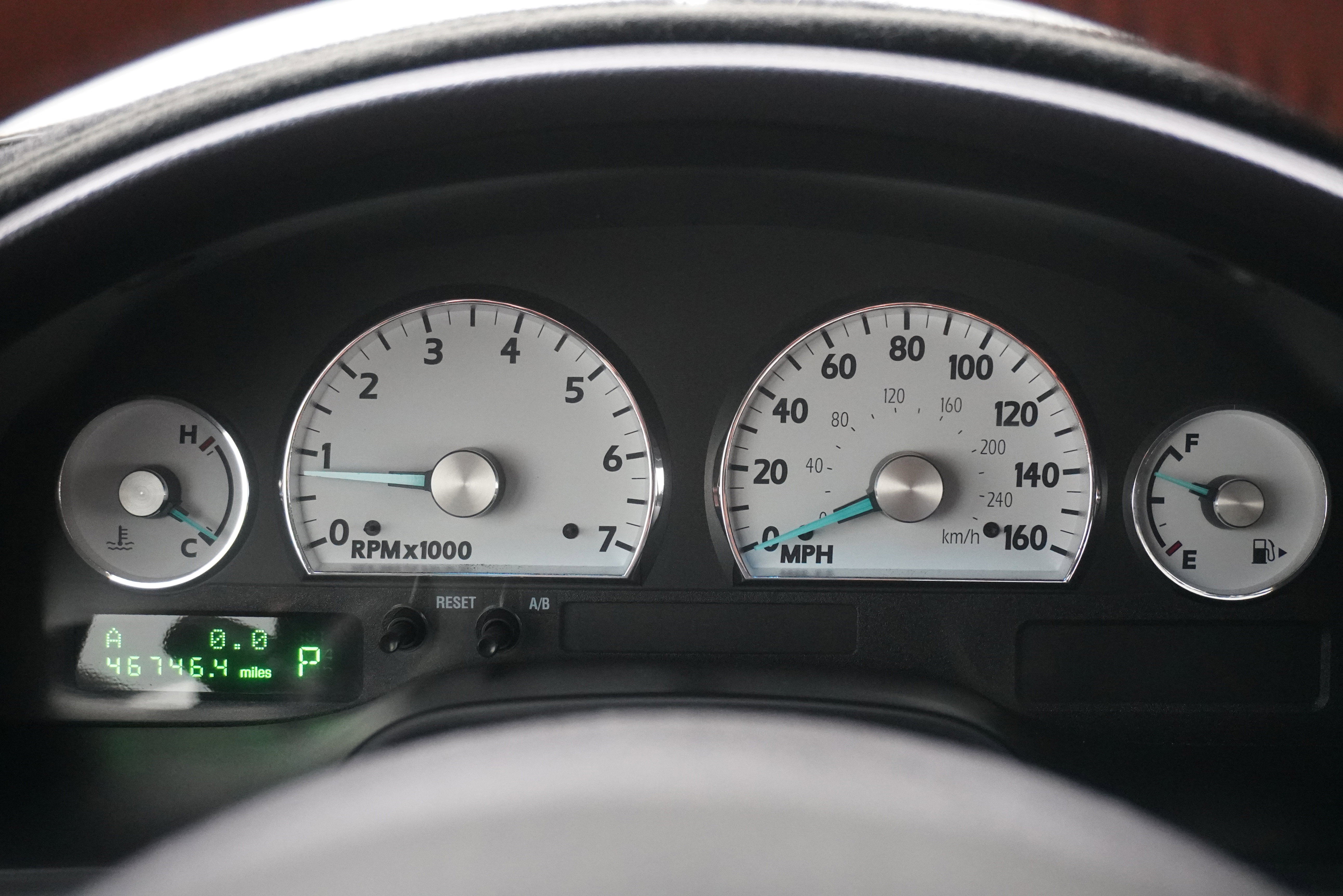 Used 2003 Ford Thunderbird RWD image 17