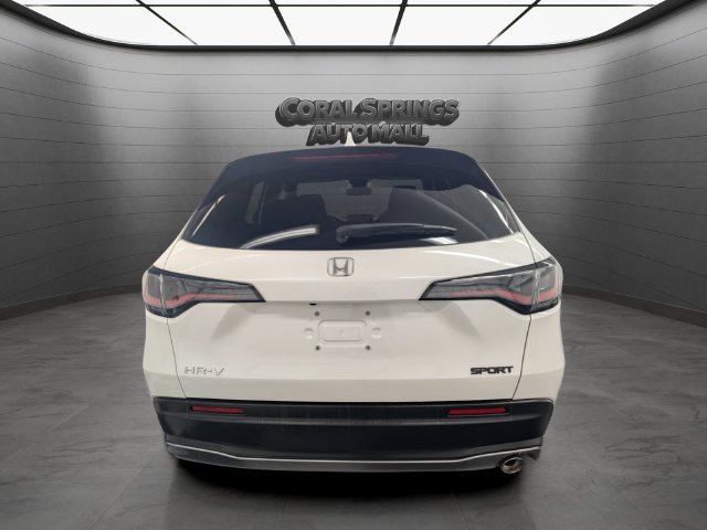 Certified 2025 Honda HR-V Sport image 6