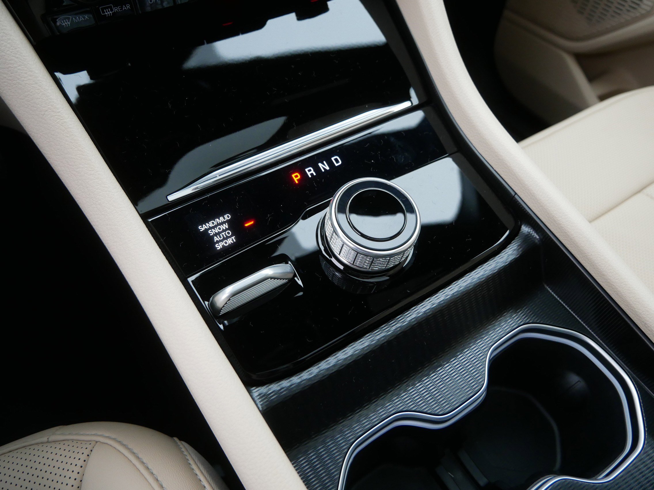 New 2025 Jeep Grand Cherokee Limited w/ Luxury Tech Group II image 12