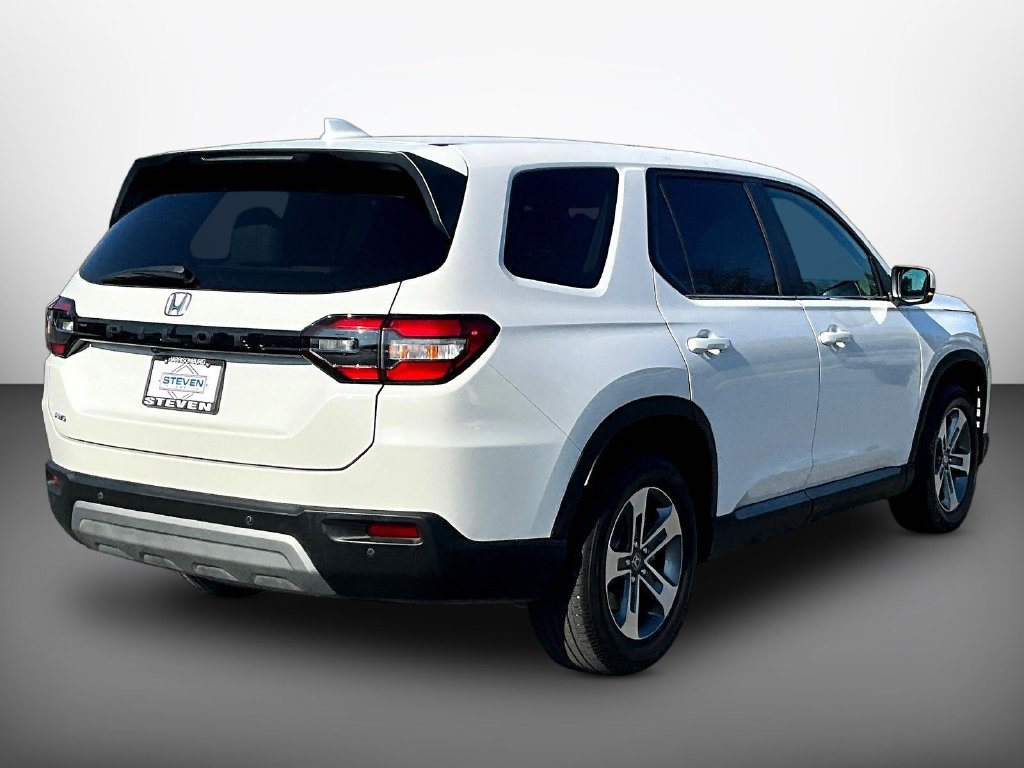 Certified 2024 Honda Pilot EX-L image 6