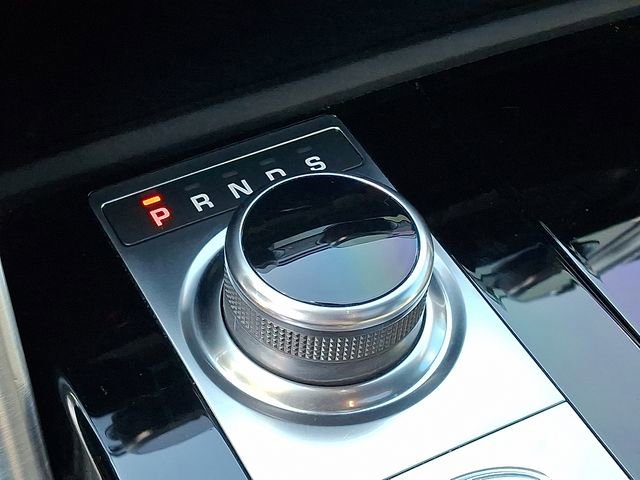 Used 2020 Land Rover Discovery HSE image 12