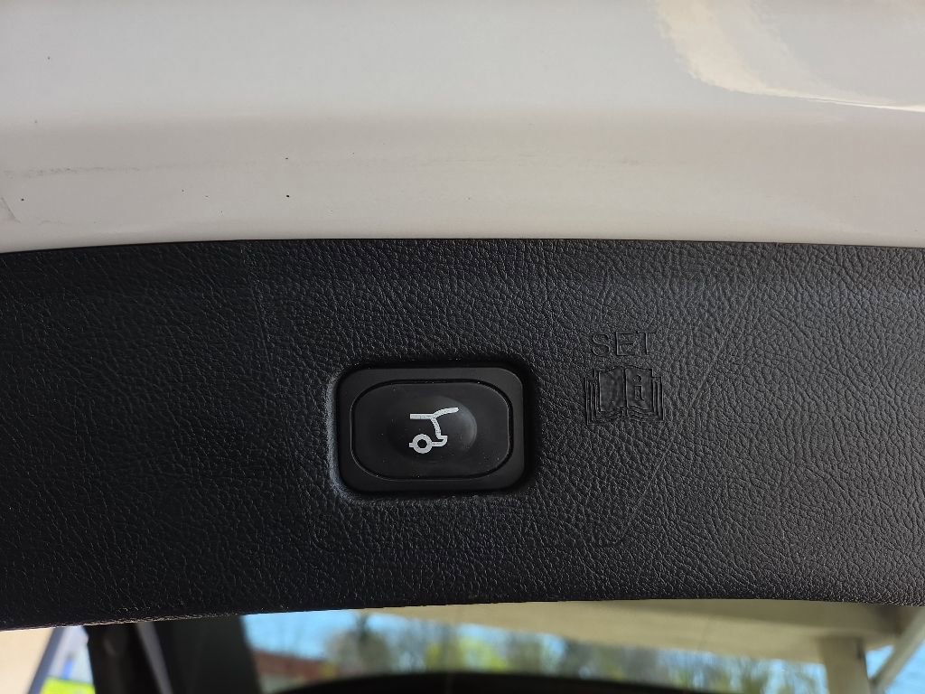 Used 2022 Ford Edge Titanium AWD/4WD image 33