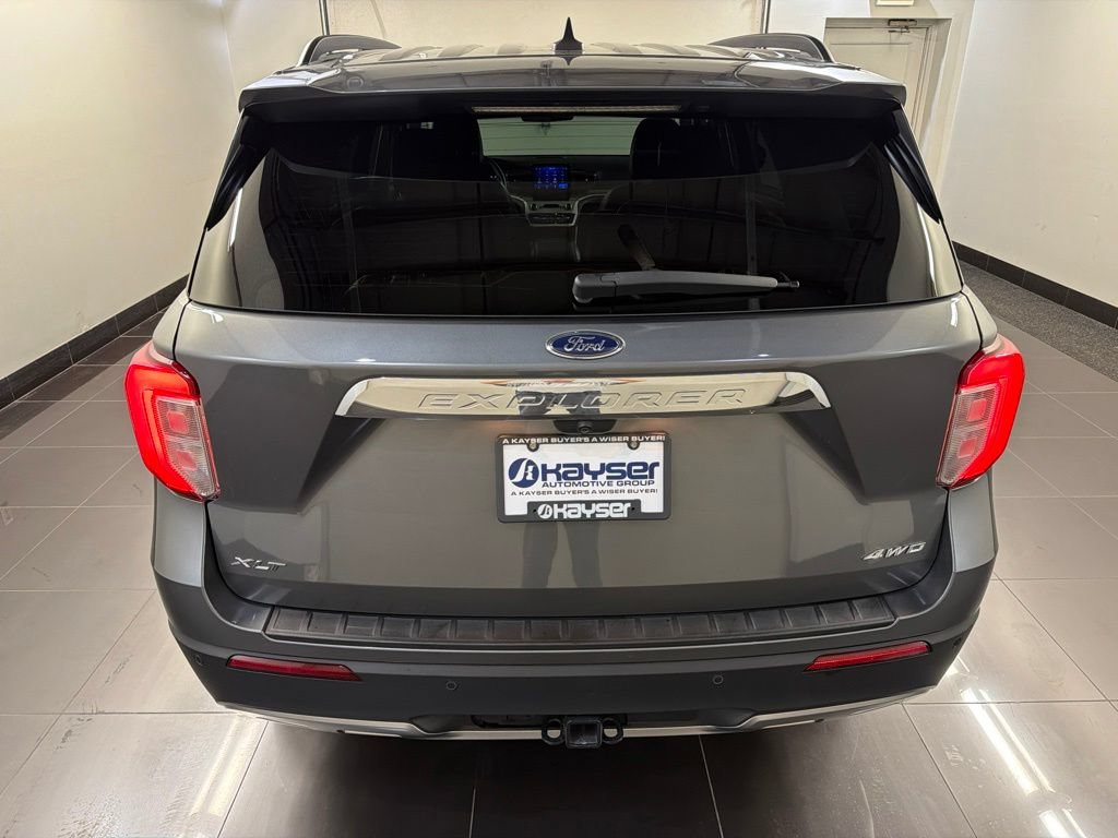 Certified 2023 Ford Explorer XLT w/ Equipment Group 202A AWD/4WD image 5
