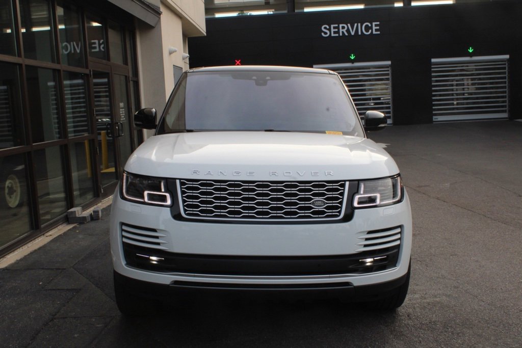 Used 2022 Land Rover Range Rover P525 Westminster Edition image 3