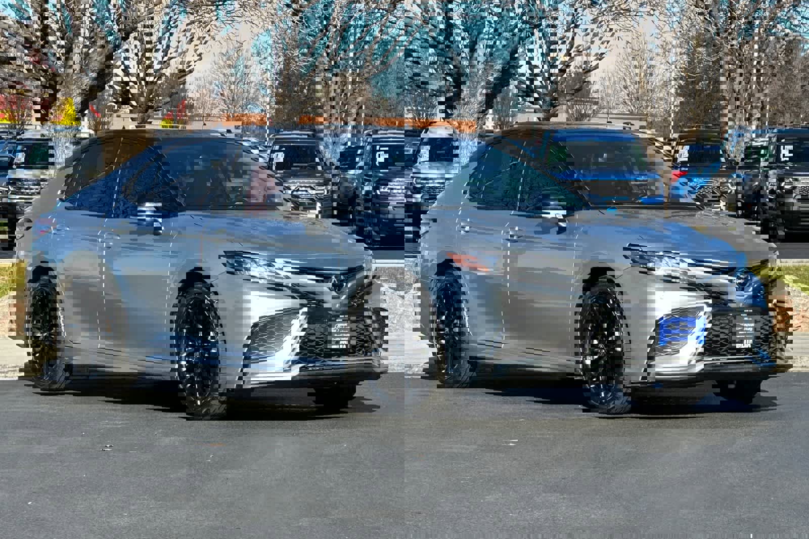 Used 2021 Toyota Camry XSE w/ Navigation Package image 9