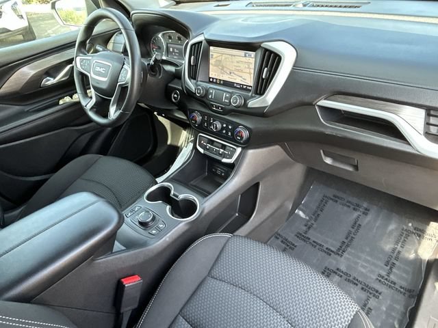Used 2022 GMC Terrain SLE w/ Driver Convenience Package AWD/4WD image 13