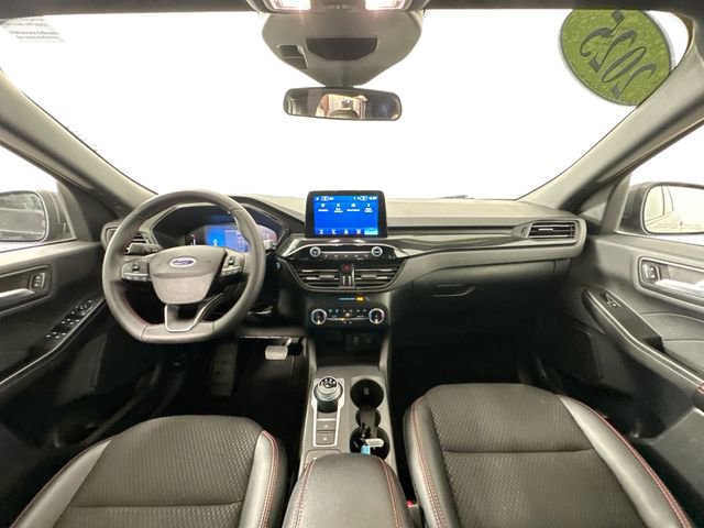 Used 2025 Ford Escape ST-Line image 3