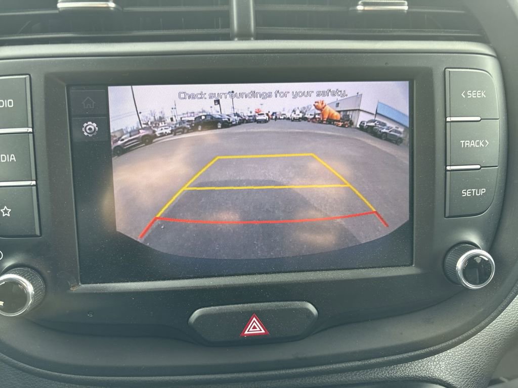 Used 2022 Kia Soul LX image 20