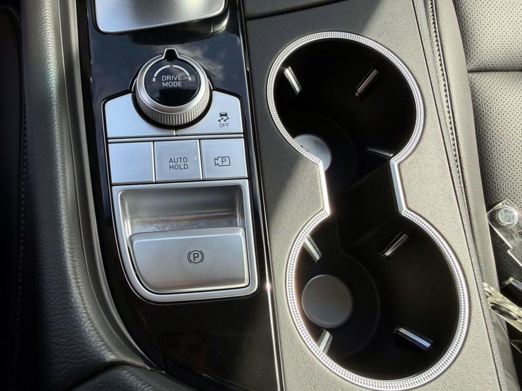 Certified 2022 Genesis G70 2.0T AWD/4WD image 26