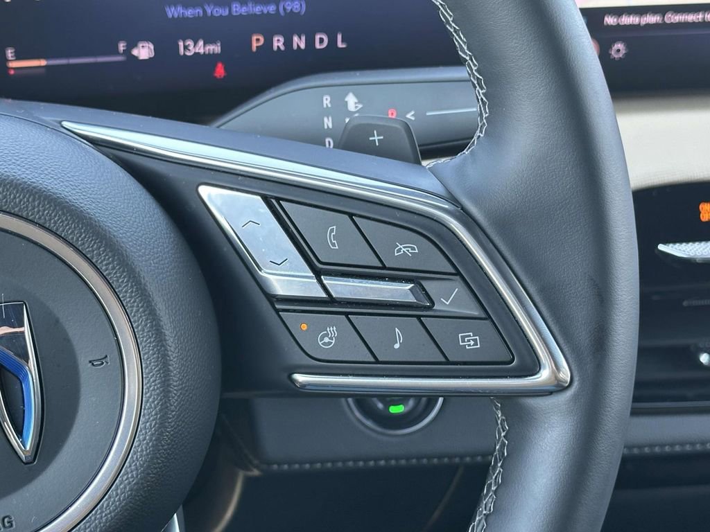 Certified 2025 Buick Enclave Preferred w/ Power Package image 25