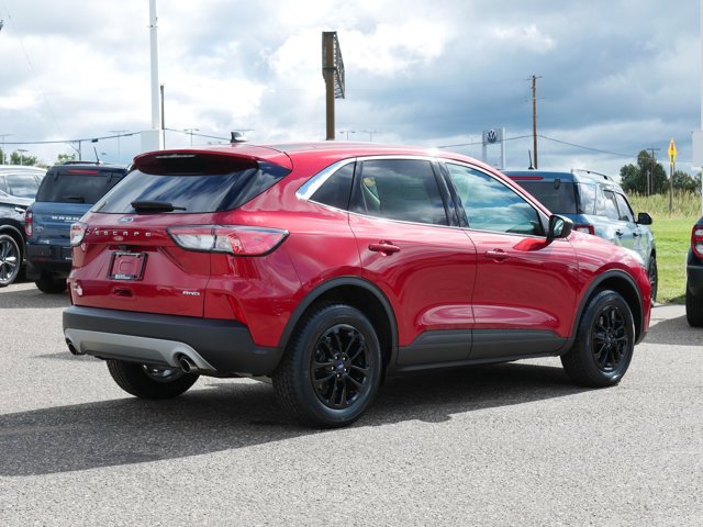 Certified 2022 Ford Escape SE w/ Cold Weather Package image 3