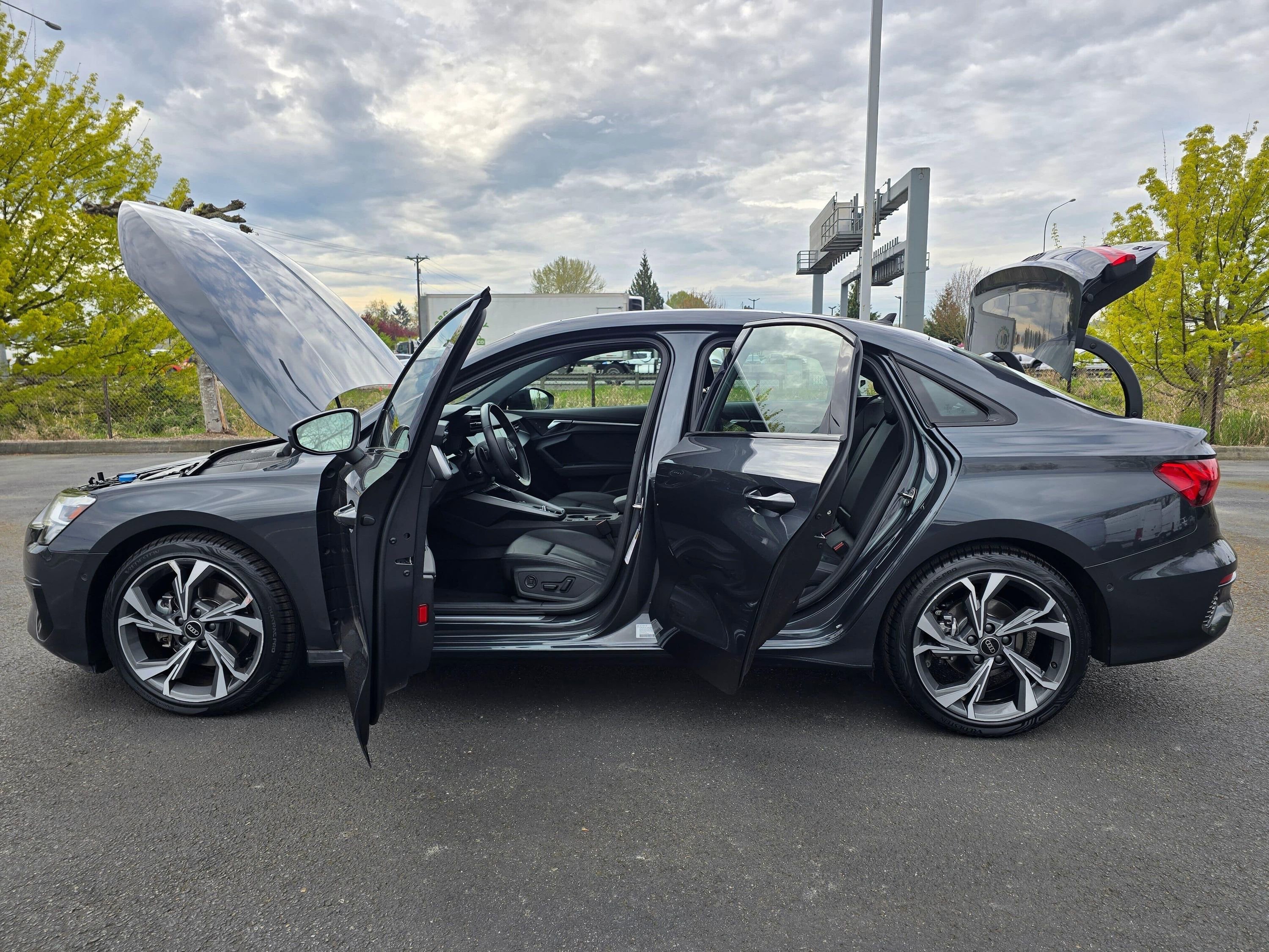 Used 2023 Audi A3 2.0T Premium w/ Convenience Package image 12