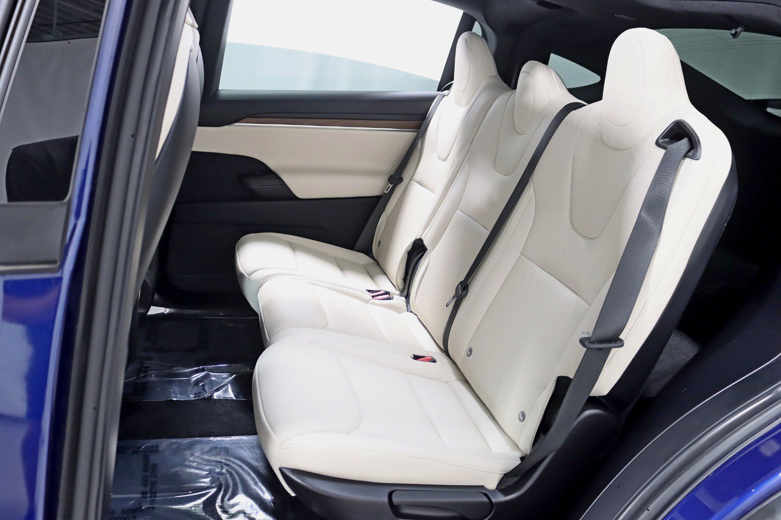 Used 2023 Tesla Model X AWD/4WD image 32
