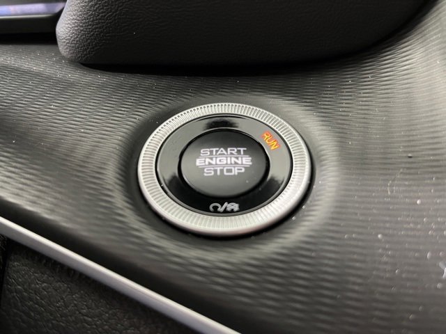 Used 2025 Jeep Grand Cherokee L Laredo image 25