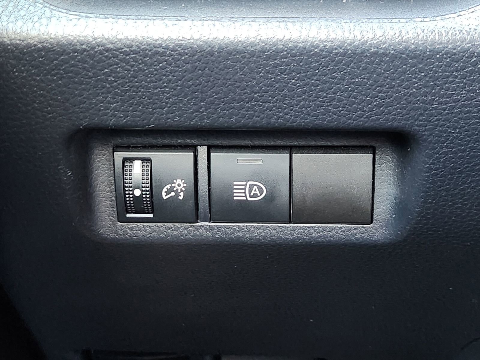 Used 2024 Toyota RAV4 LE image 26