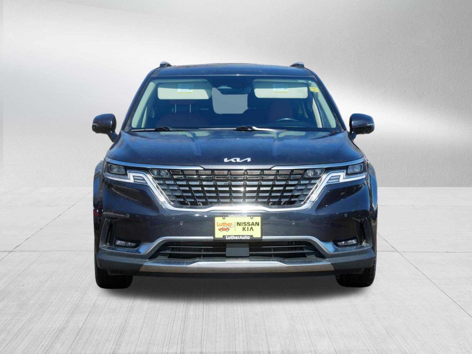 Certified 2022 Kia Carnival SX Prestige image 2