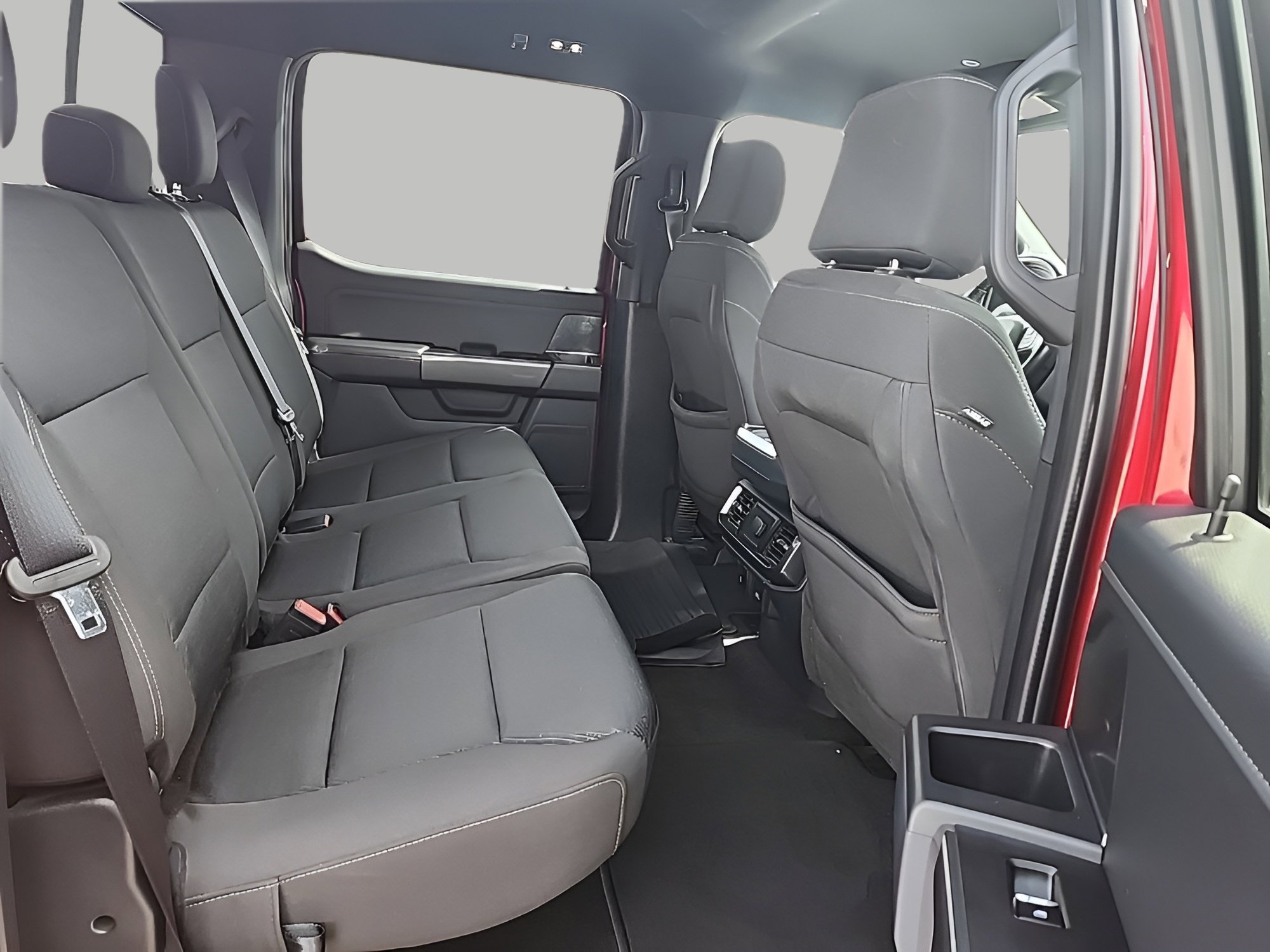 Certified 2022 Ford F150 XLT w/ Equipment Group 302A High image 8