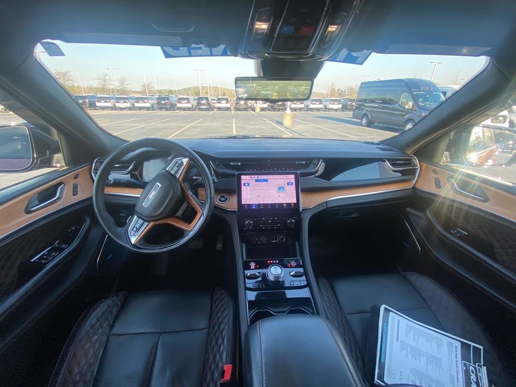 Used 2023 Jeep Grand Cherokee L Summit AWD/4WD image 26