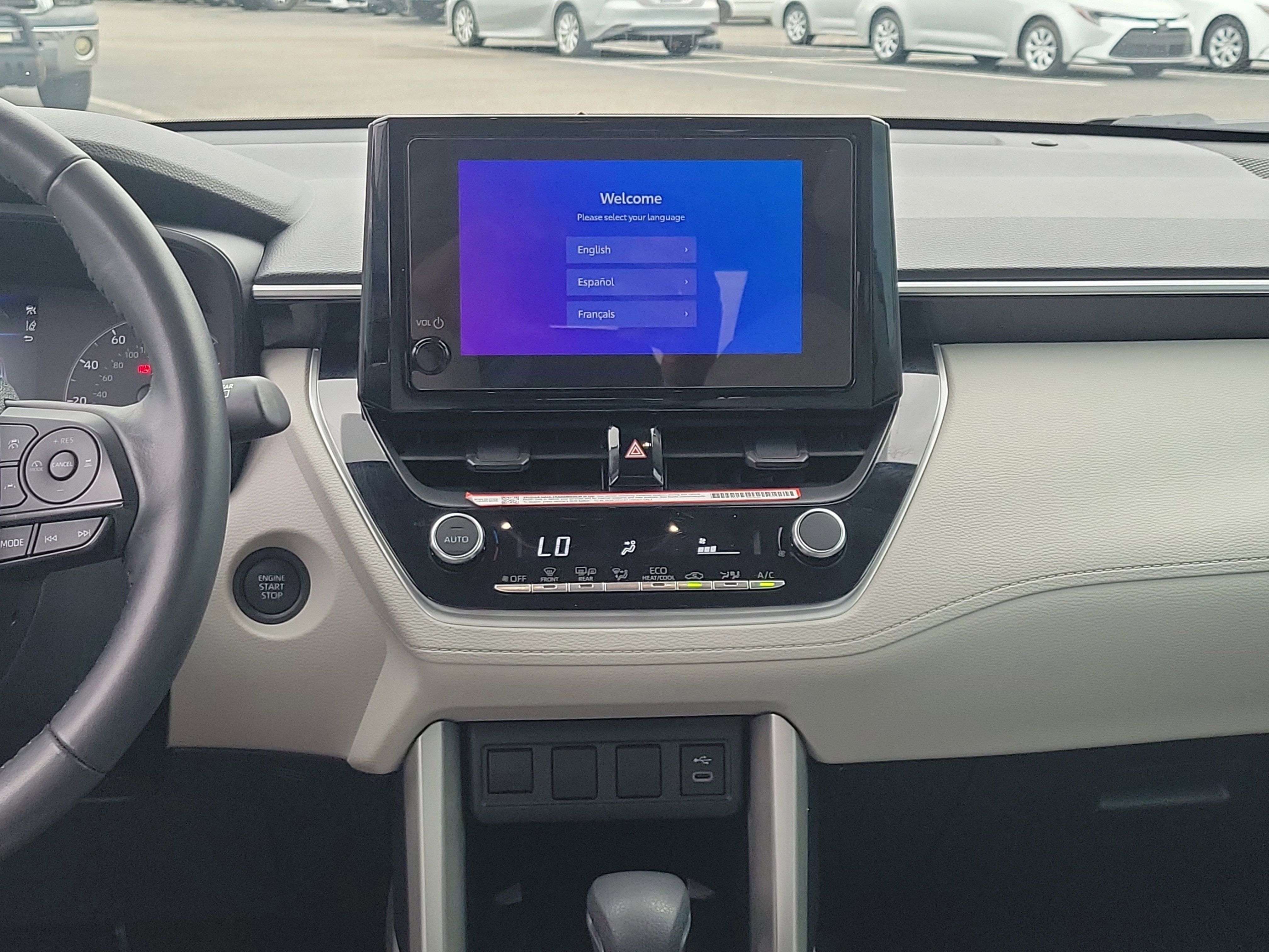 Used 2025 Toyota Corolla Cross LE FWD image 19