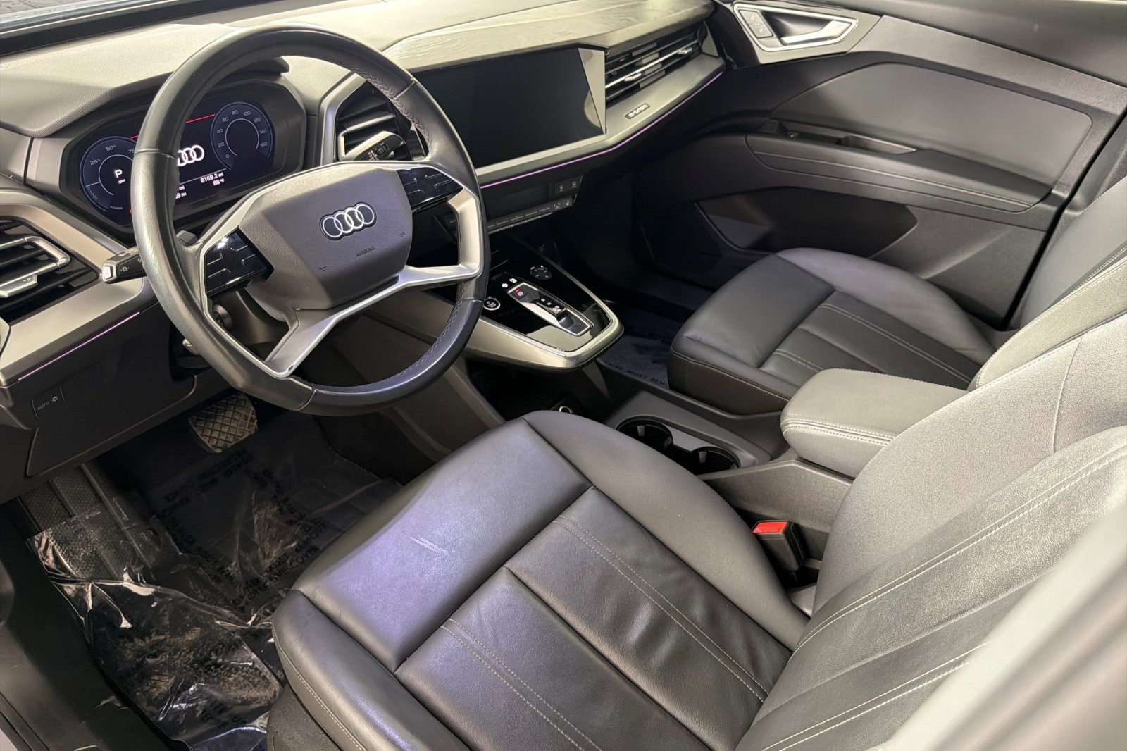 Used 2023 Audi Q4 e-tron Premium Plus RWD image 9